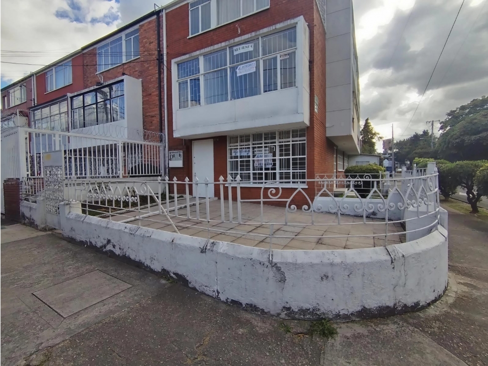 CASA PARA OFICINA EN ARRIENDO LA SOLEDAD - BOGOTA