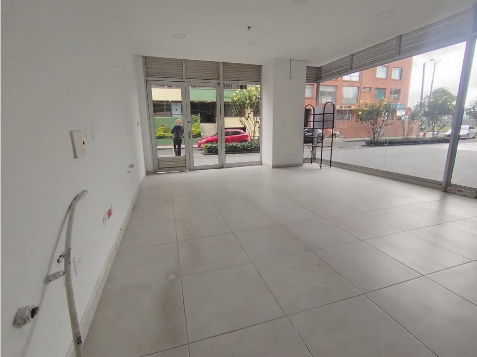 LOCAL EN ARRIENDO EN QUINTA PAREDES - BOGOTA - 1