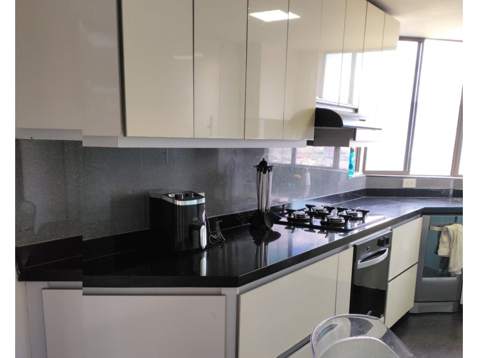 APARTAMENTO EN VENTA EN EL POBLADO — foto 5