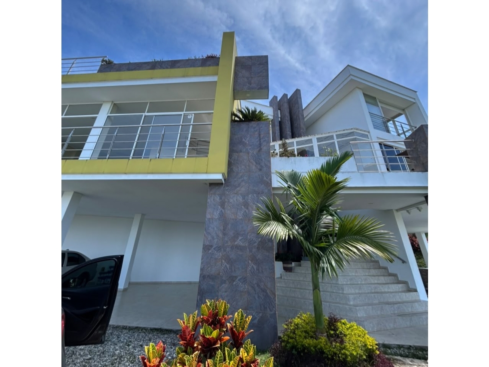 VENTA DE CASA LUXURY EN EL PEÑOL ANTIOQUIA - MEDELLIN — foto 2