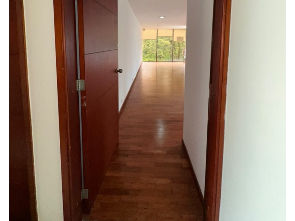 OFICINA EN ARRIENDO EN POBLADO MEDELLIN — foto 2
