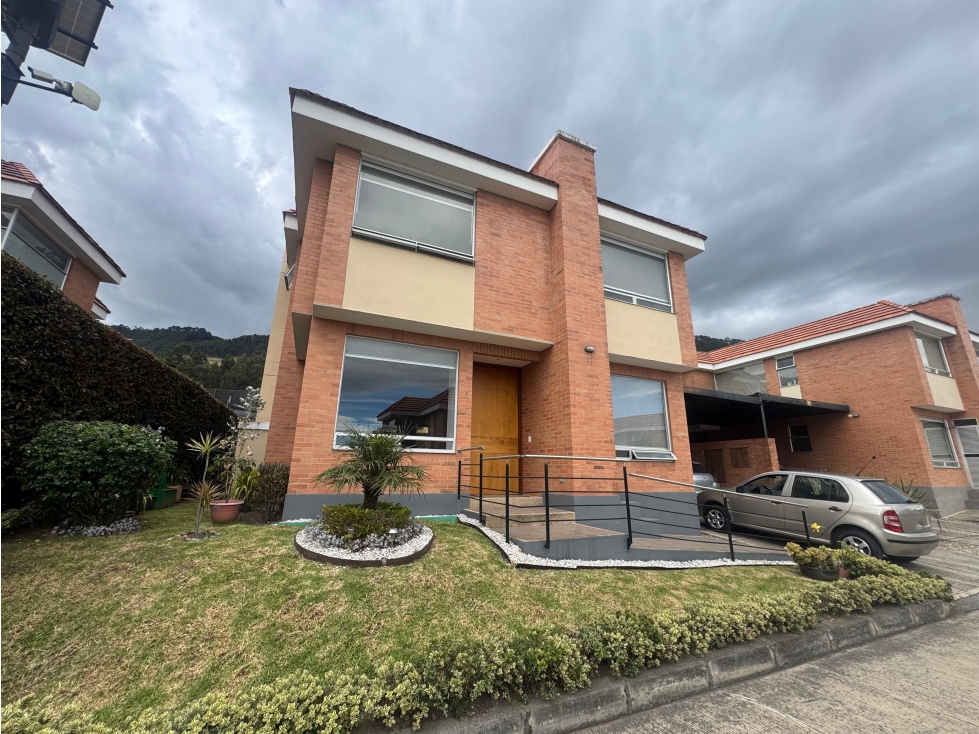 CASA EN VENTA EN CAJICA - CUNDINAMARCA