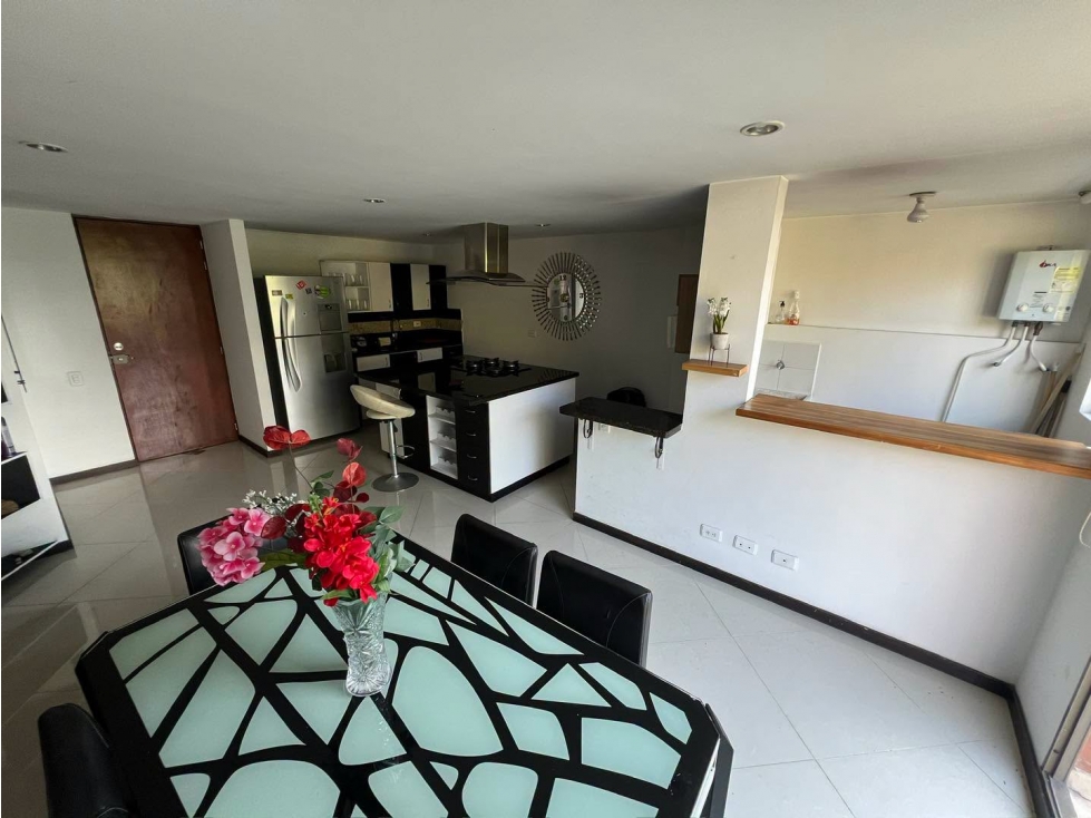 APARTAESTUDIO AMOBLADO EN ARRIENDO EN EL POBLADO MEDELLIN ANTIOQUIA — foto 6