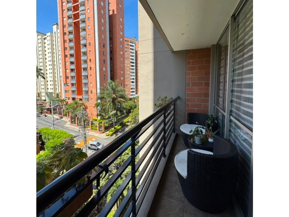 APARTAMENTO PARA LA VENTA EN LOMA DE LOS BERNAL MEDELLIN