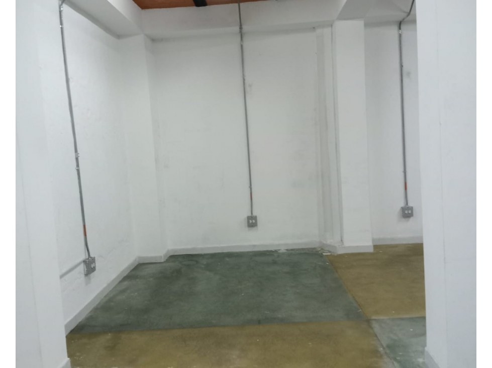 LOCAL EN ARRIENDO EN BELLO - 5