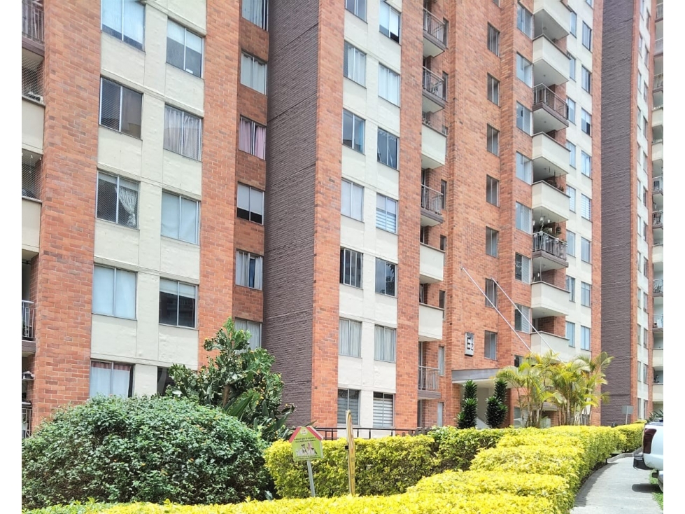 APARTAMENTO EN VENTA EN LAS CHIMENEAS ITAGUI — foto 2