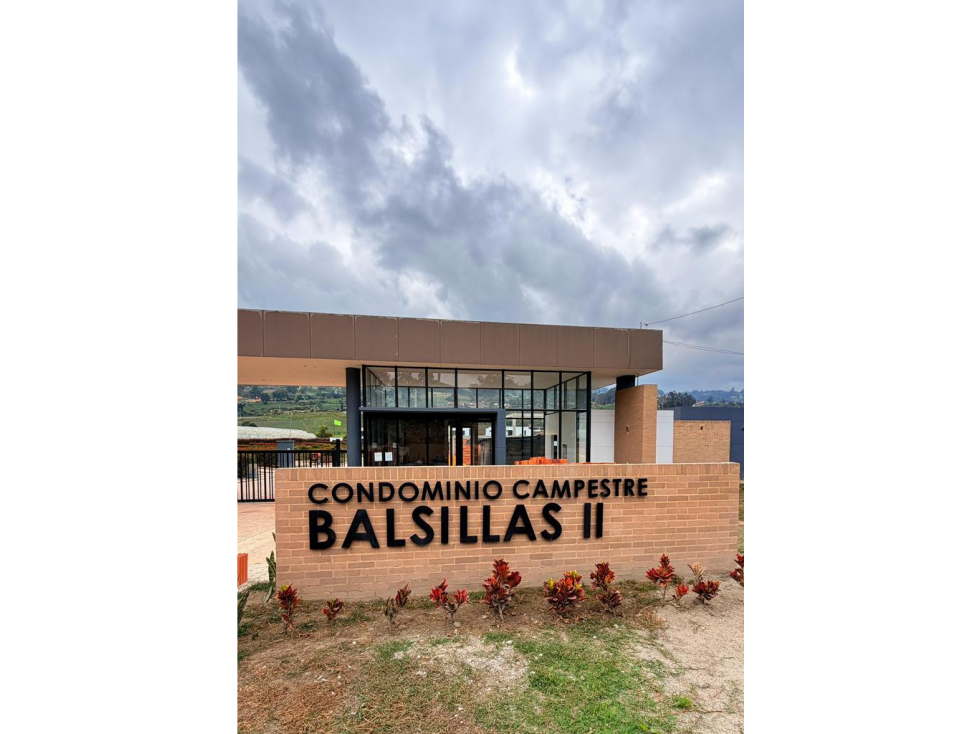 CASA EN VENTA EN GRANADA CUNDINAMARCA