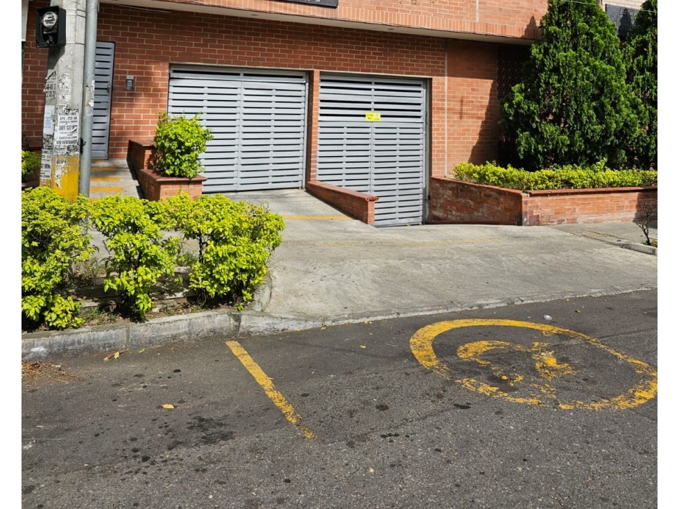 APARTAMENTO EN VENTA EN CALAZANS MEDELLIN