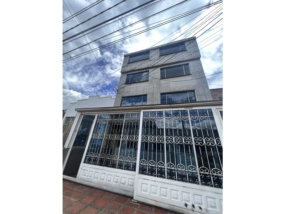 EDIFICIO BARRIO CARVAJAL EN VENTA - BOGOTÁ