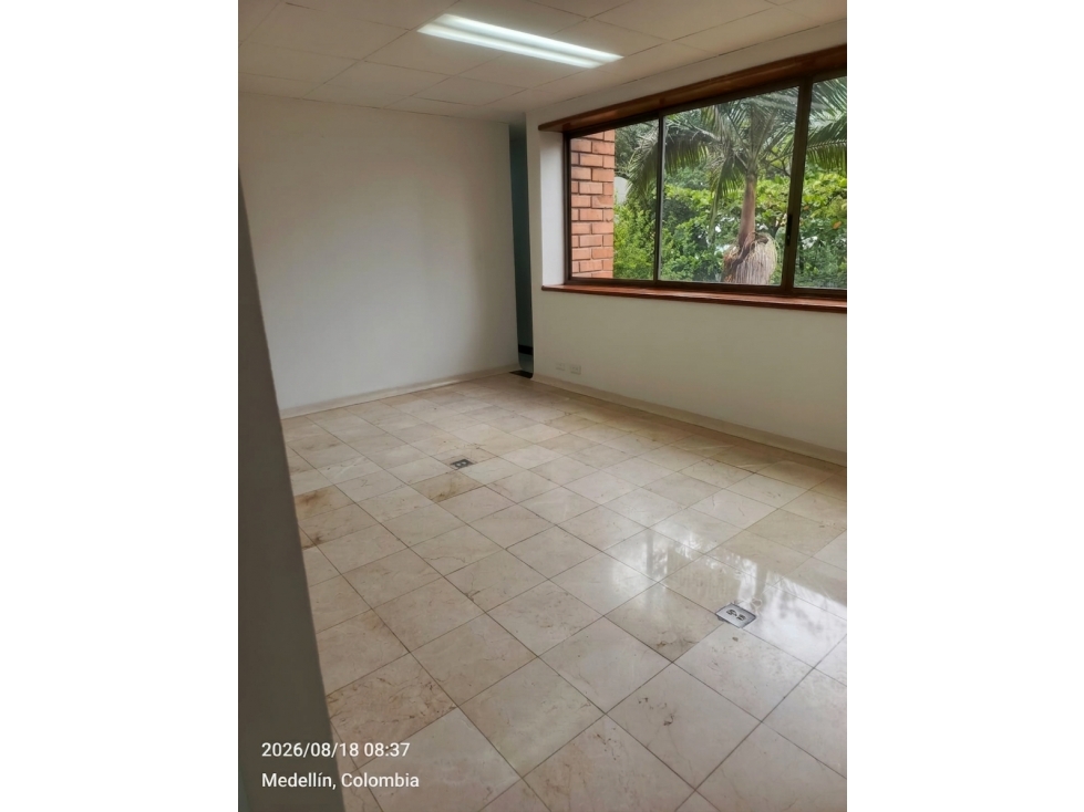 OFICINA EN VENTA EN CONQUISTADORES