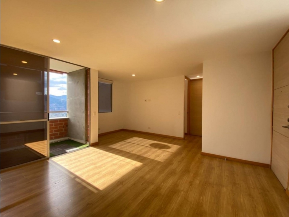 APARTAMENTO EN ARRIENDO EN ENVIGADO — foto 5