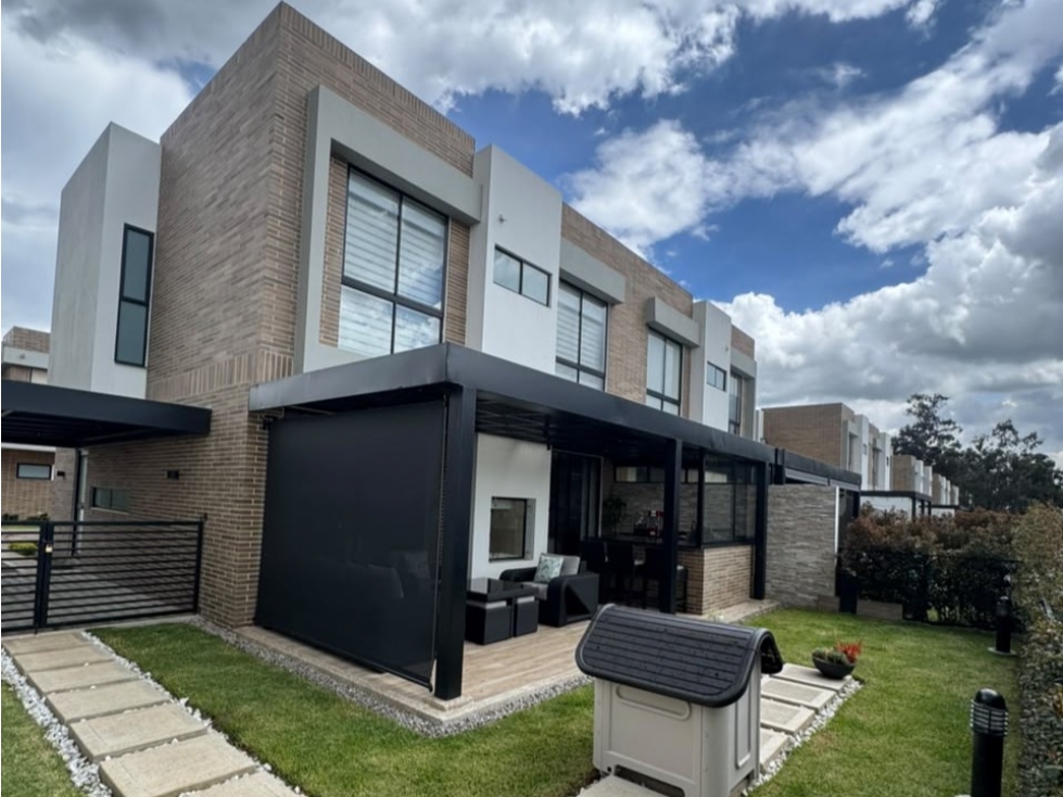 CASA EN VENTA EN CHIA -CUNDINAMARCA