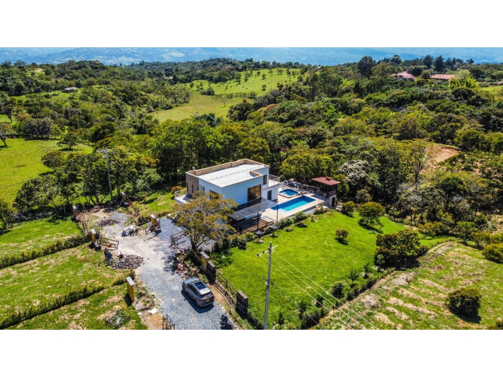 SE VENDE CASA CAMPESTRE BARBOSA - SANTANDER - 4