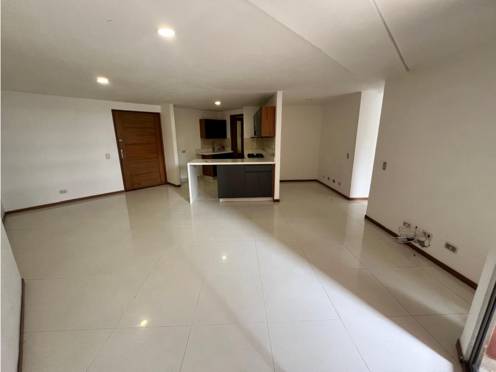 APARTAMENTO EN ARRIENDO EN SABANETA — foto 4