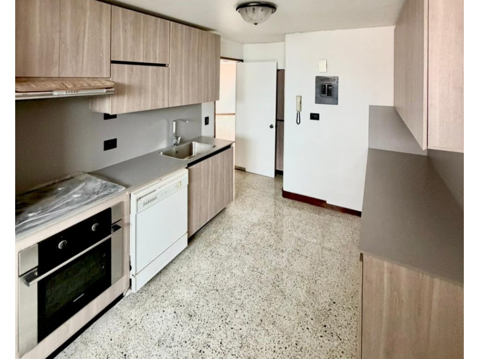 APARTAMENTO EN VENTA EN LAURELES — foto 5