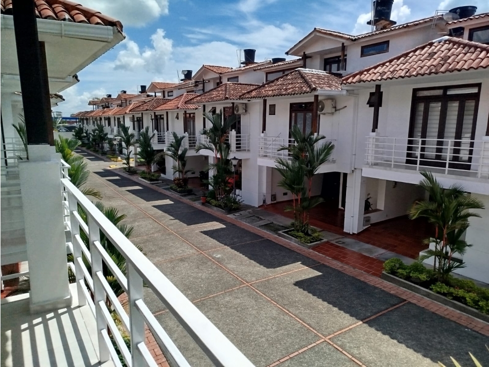 CASA EN VENTA EN CONJUNTO CERRADO SAINT THOMAS EN ACACIAS - META — foto 2