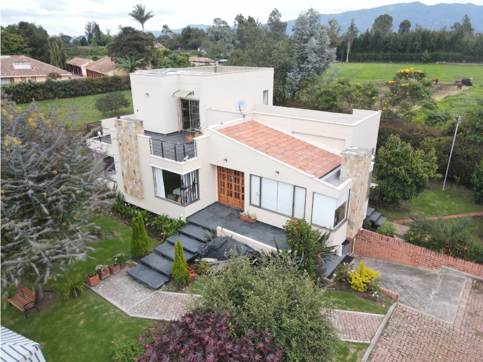 CASA CAMPESTRE MAS LOTE EN GUAYMARAL EN VENTA - BOGOTÁ - 1