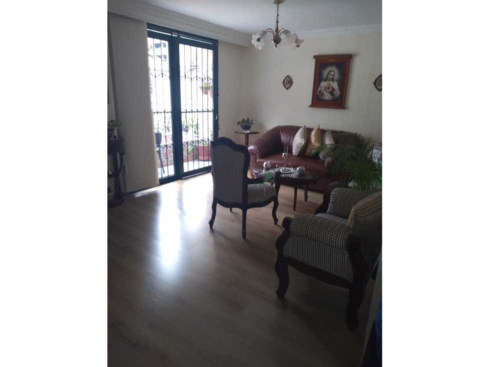 CASA EN VENTA EN VILLA HERMOSA