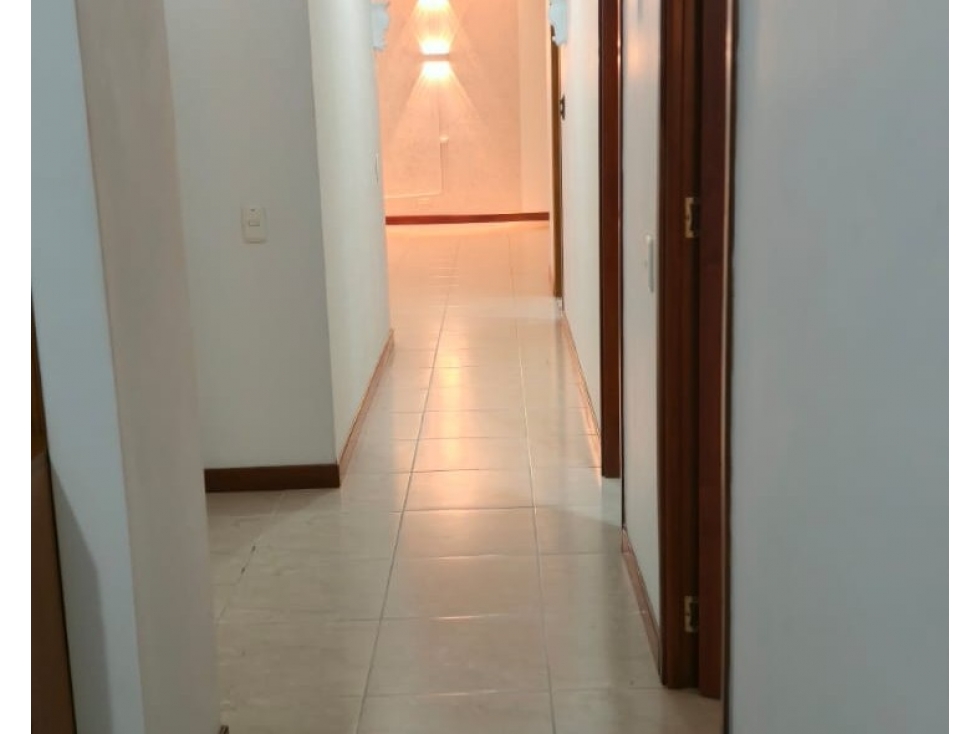 APARTAMENTO EN VENTA EN LA CASTELLANA MEDELLIN — foto 5