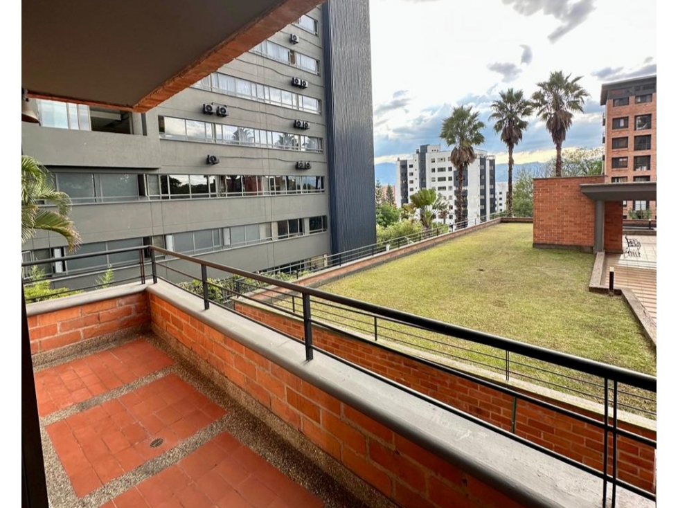 APARTAMENTO EN ARRIENDO EN EL POBLADO