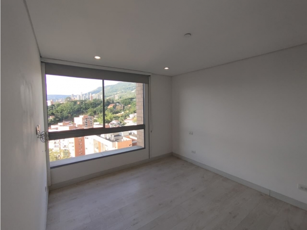 APARTAMENTO EN ARRIENDO LOMA DEL CHOCHO — foto 5