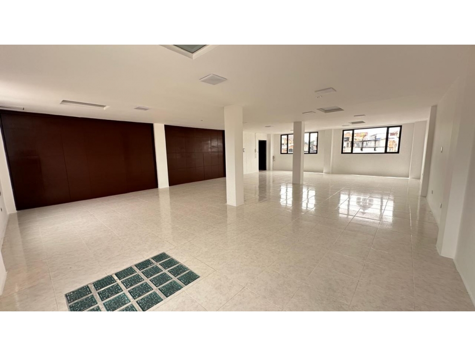 OFICINA COMERCIAL CON EXCELENTE UBICACION EN BOGOTA - EL RECUERDO 301 — foto 2