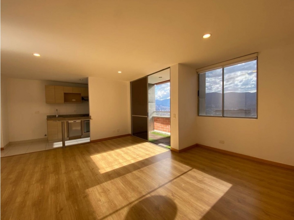 APARTAMENTO EN ARRIENDO EN ENVIGADO — foto 6