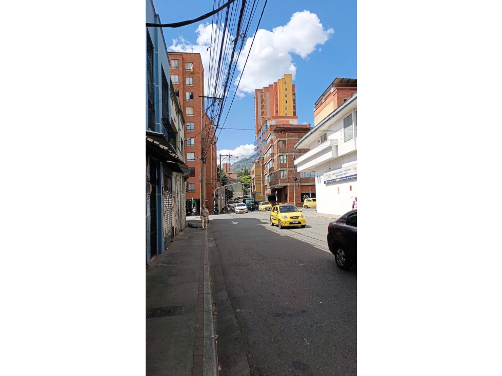APARTAMENTO EN VENTA EN GIRARDOT CENTRO — foto 2