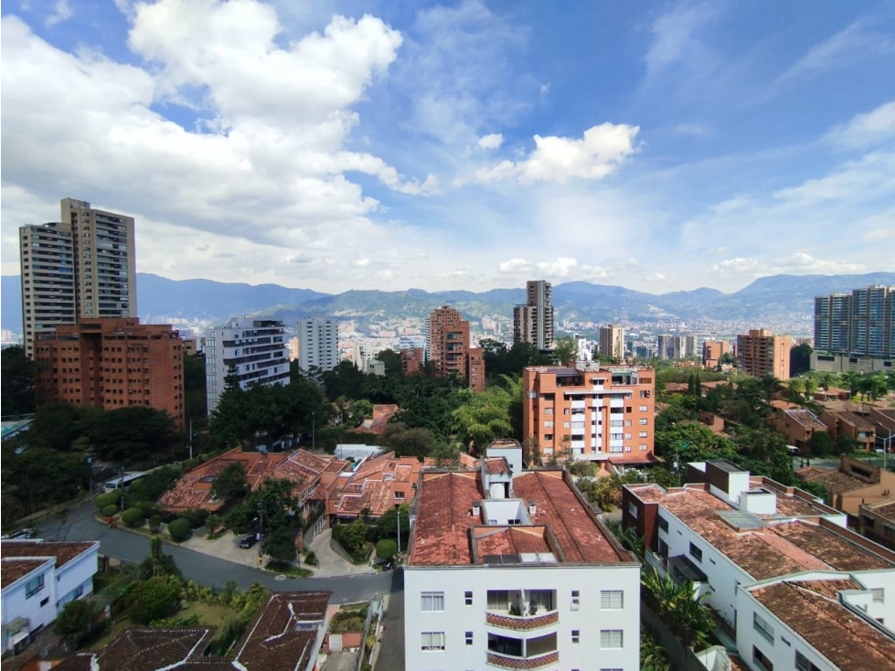 APARTAMENTO EN ARRIENDO EN EL POBLADO — foto 2