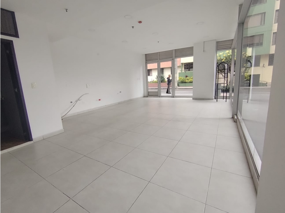 LOCAL EN ARRIENDO EN QUINTA PAREDES - BOGOTA - 2