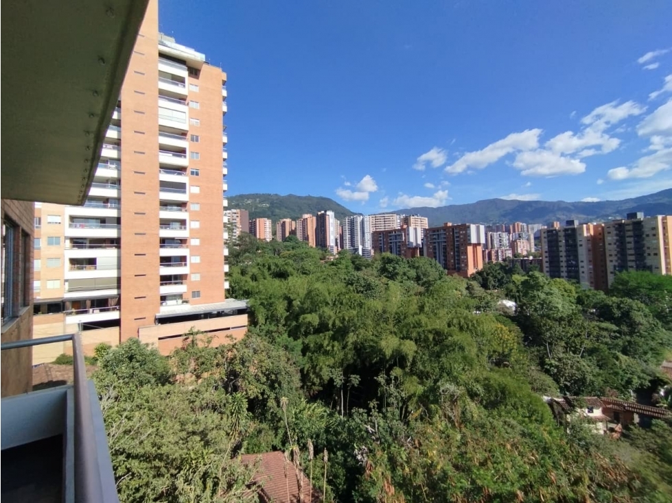 APARTAMENTO EN ARRIENDO EN POBLADO — foto 2
