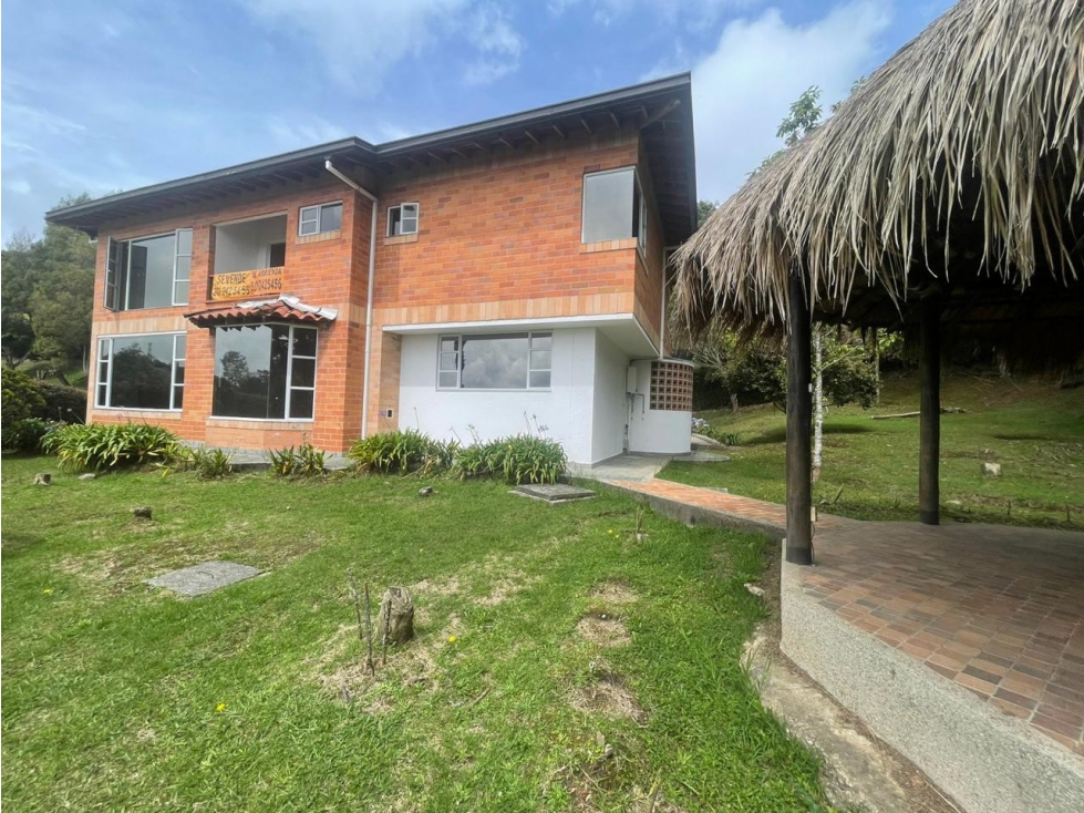 CASA EN VENTA EN ENVIGADO LOMA DEL ESCOBERO — foto 4