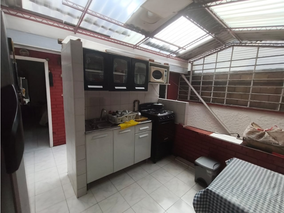 CASA EN VENTA EN LA CLARITA - BOGOTA — foto 5