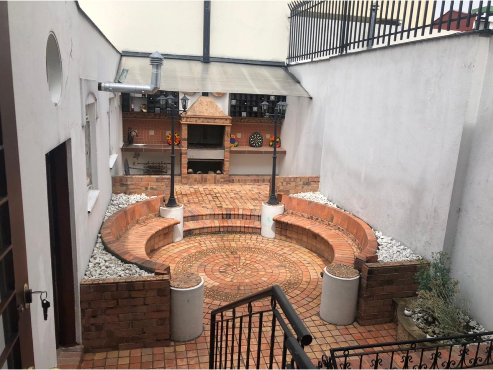 CASA EN VENTA EN SANTA BARBARA - BOGOTA — foto 3