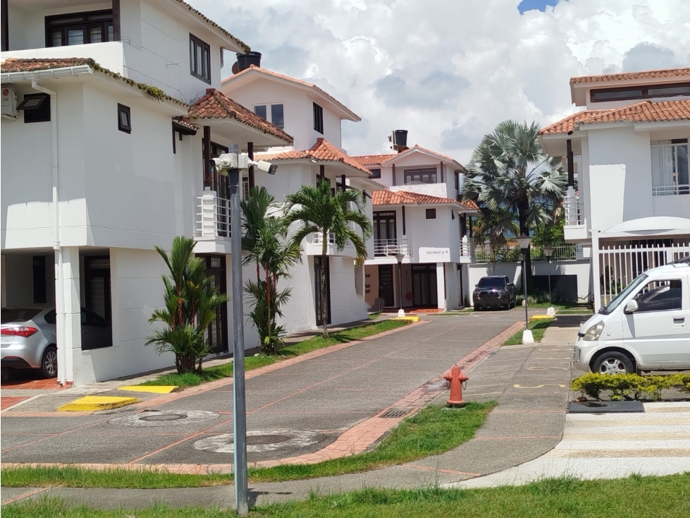 CASA EN VENTA EN CONJUNTO CERRADO SAINT THOMAS EN ACACIAS - META — foto 3