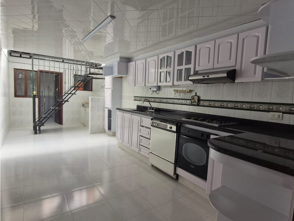 CASA EN VENTA EN LA ALHAMBRA - BOGOTA — foto 3