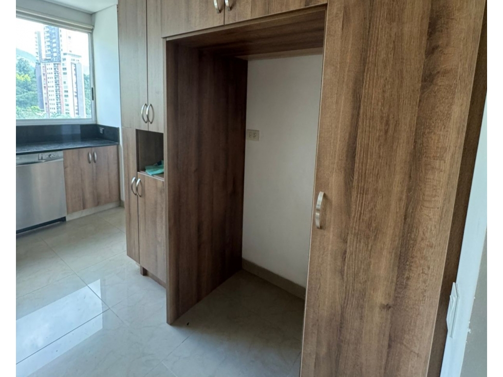 APARTAMENTO EN VENTA EN EL POBLADO MEDELLIN — foto 5