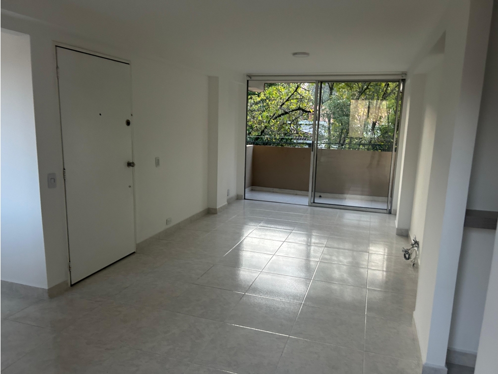 APARTAMENTO EN VENTA EN LA CASTELLANA - MEDELLIN — foto 3