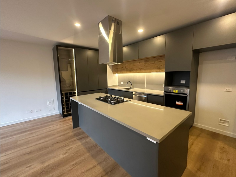 APARTAMENTO EN VENTA EN CHICO NAVARRA - BOGOTA