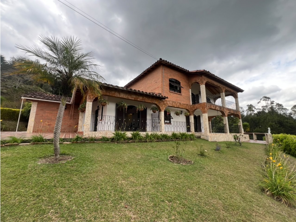SE RENTA CASA CAMPESTRE AMOBLADA EN LLANO GRANDE ANTIOQUIA - 2