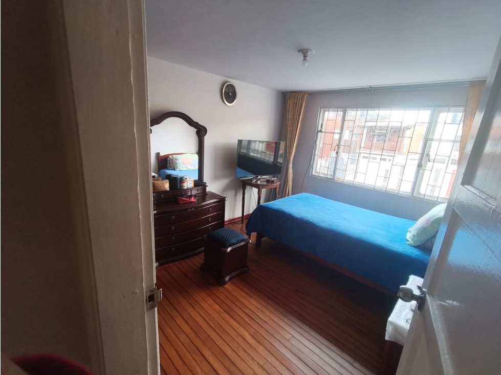 CASA EN VENTA EN LA CLARITA - BOGOTA — foto 4