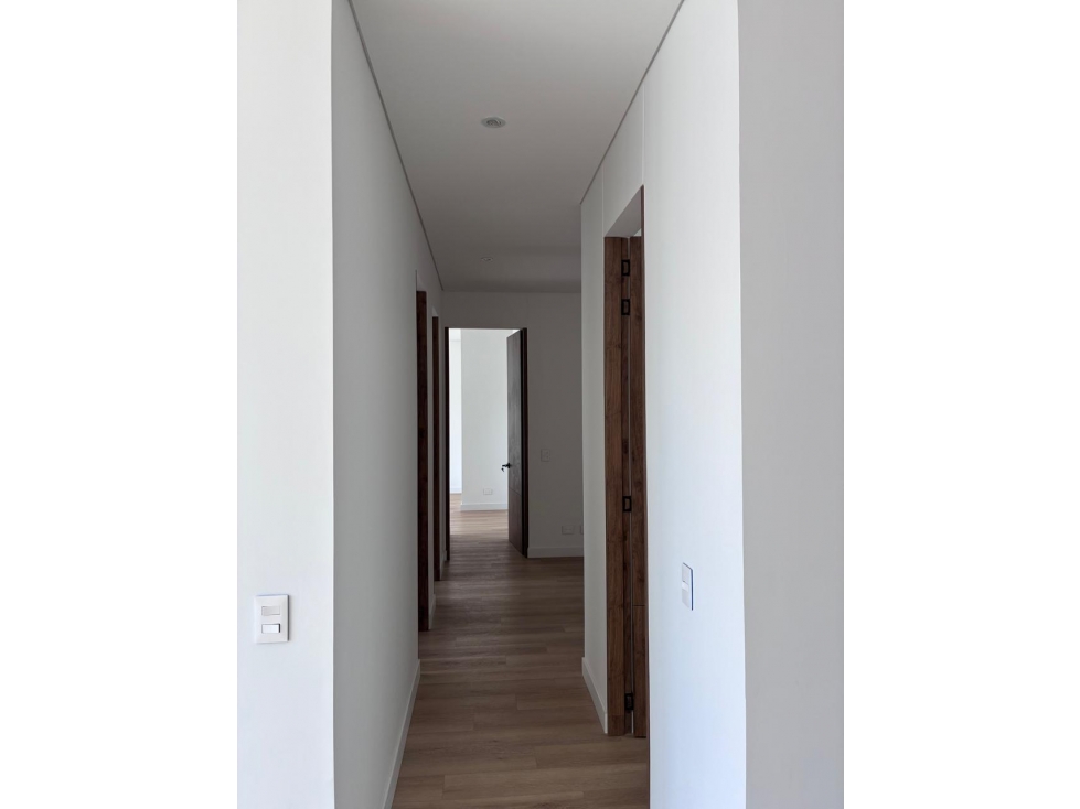 APARTAMENTO EN VENTA PARA ESTRENAR EN CHICO NAVARRA - BOGOTA — foto 4