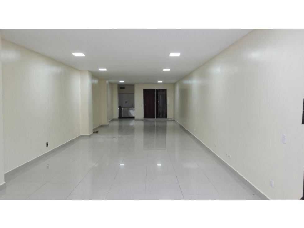 LOCAL COLMERCIAL EN ARRIENDO EN EL LAGO - BOGOTA