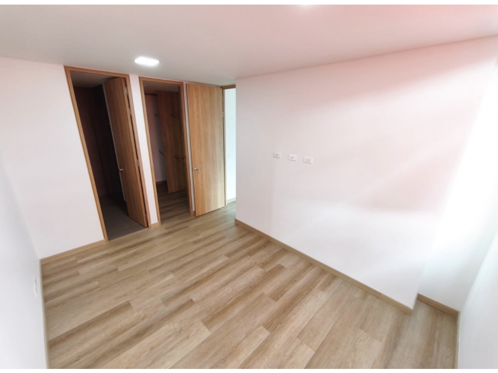 APARTAMENTO EN VENTA EN LOS COLORES - MEDELLIN — foto 5