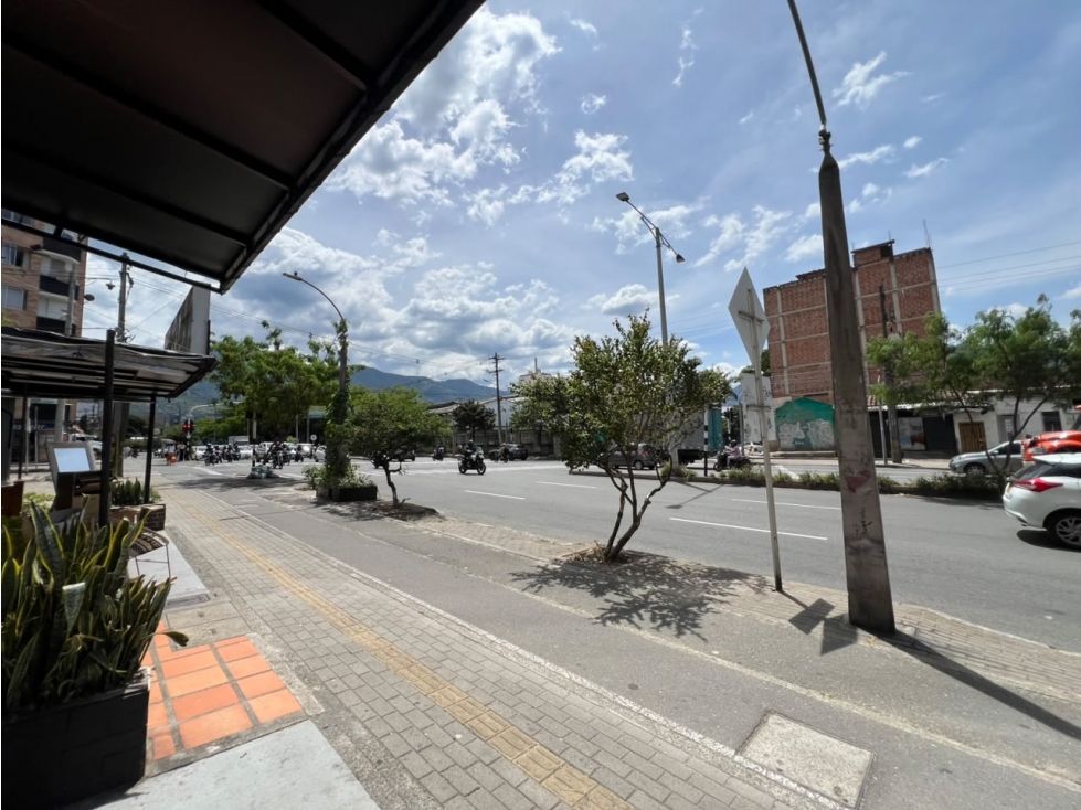 LOCAL EN VENTA EN SABANETA