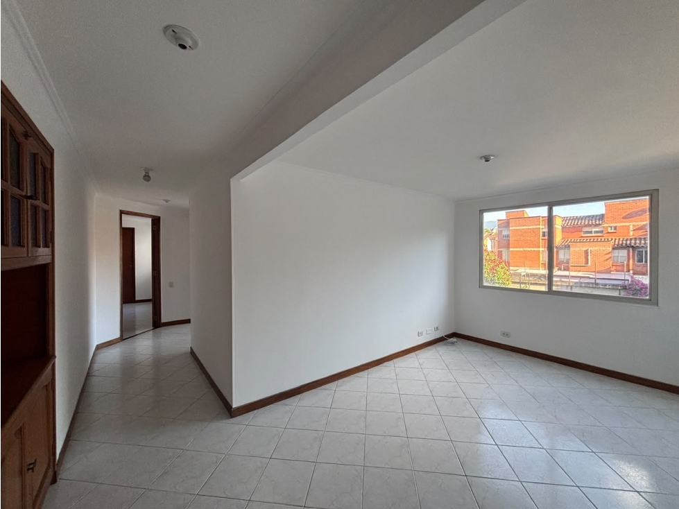 APARTAMENTO EN VENTA EN LOS MOLINOS — foto 4