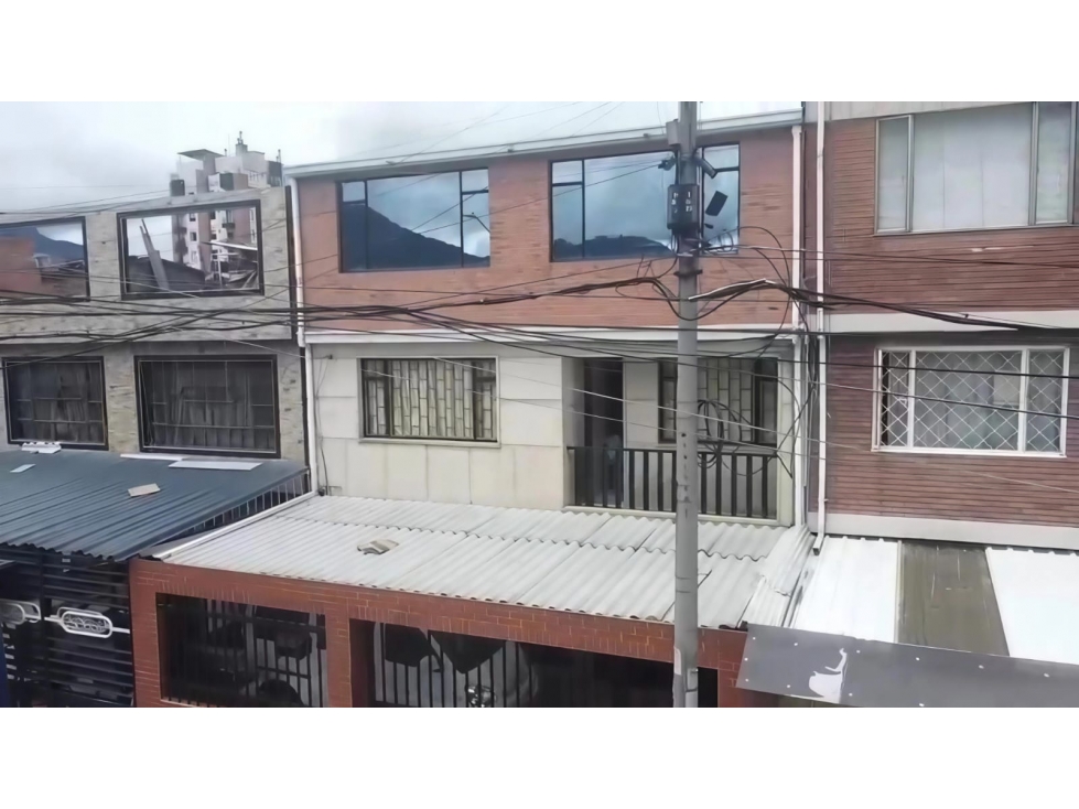 CASA EN VENTA EN CIUDAD JARDIN SUR - BOGOTA
