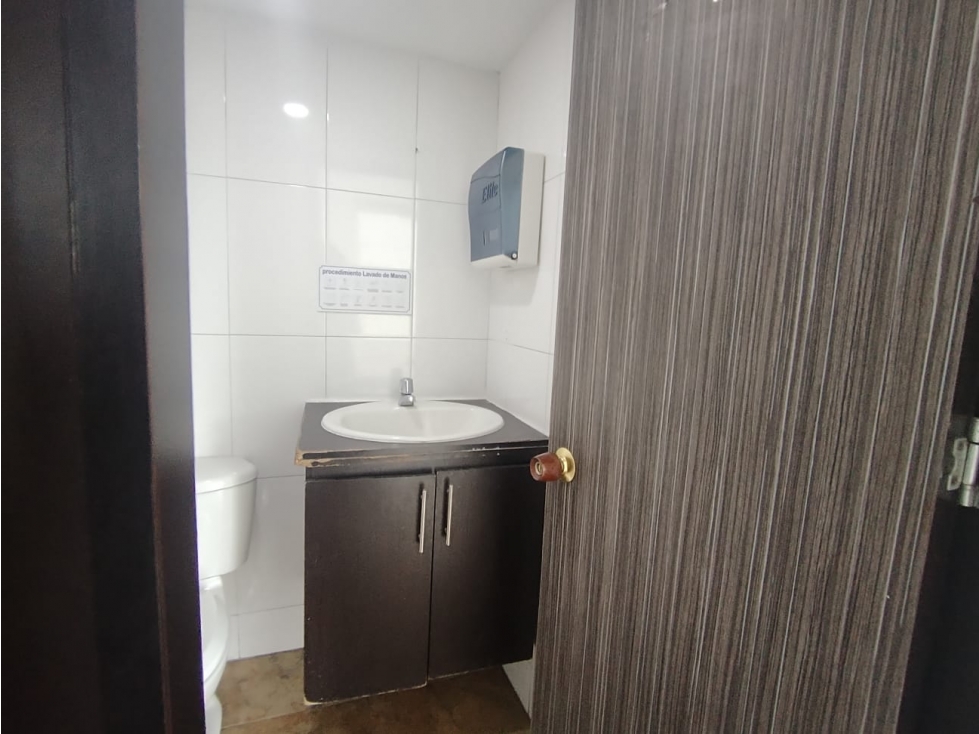 LOCAL EN ARRIENDO EN QUINTA PAREDES - BOGOTA - 4