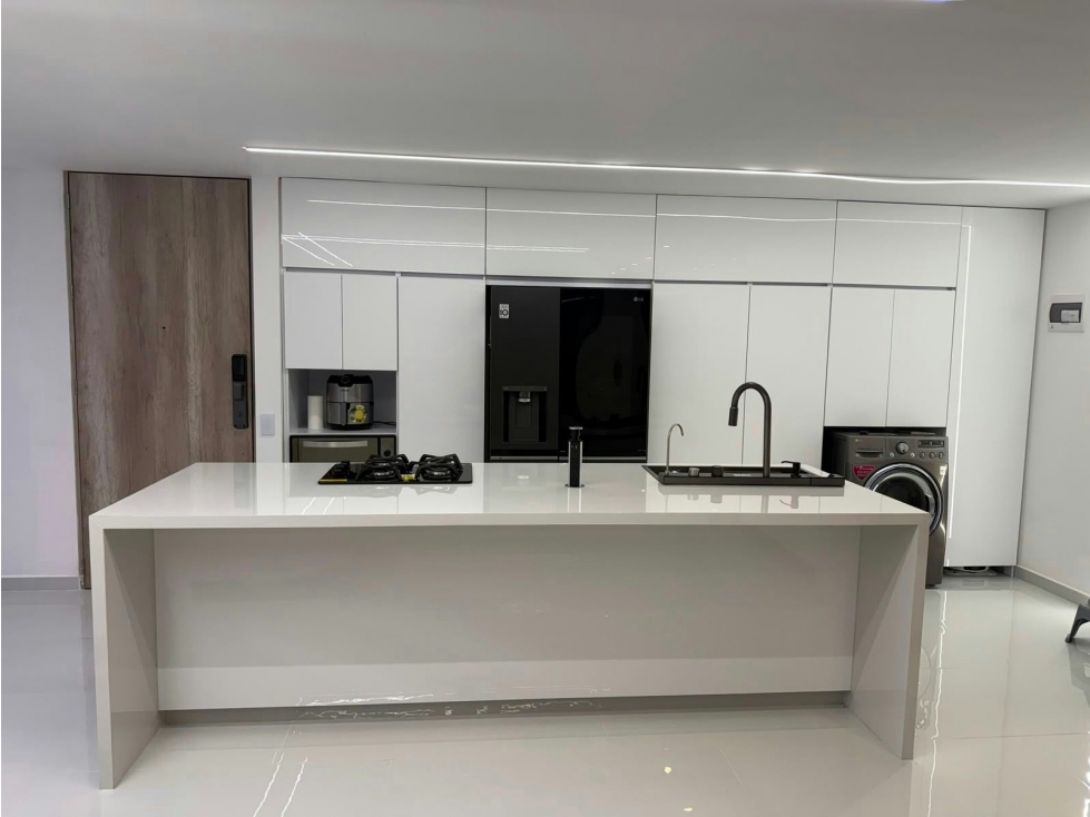 APARTAMENTO EN VENTA EN CIUDAD DEL RIO MEDELLIN — foto 2
