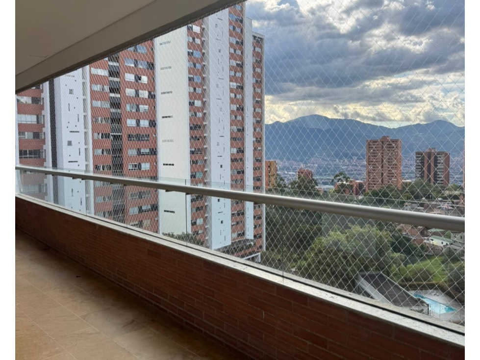 APARTAMENTO EN VENTA EN EL POBLADO MEDELLIN — foto 2